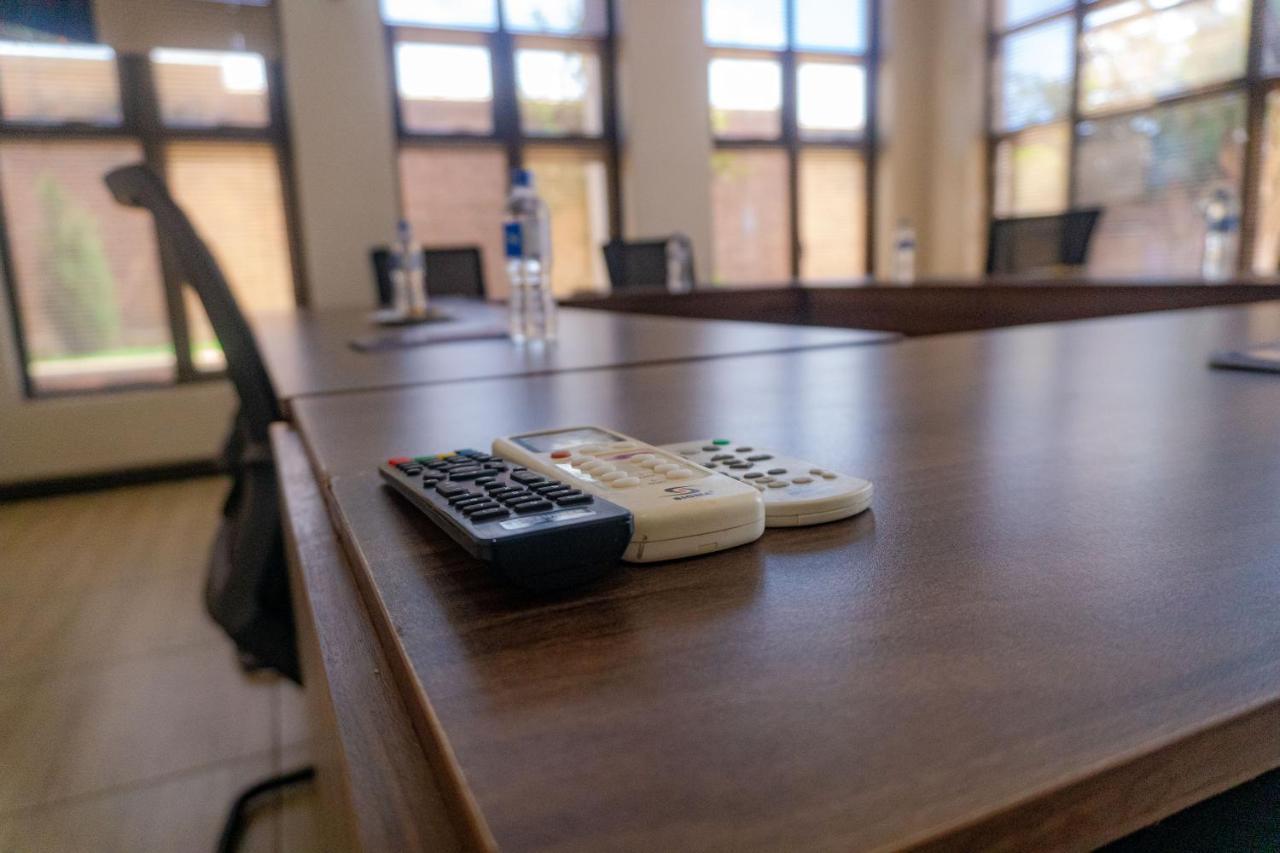 לילונגווה Legacy Suites מראה חיצוני תמונה