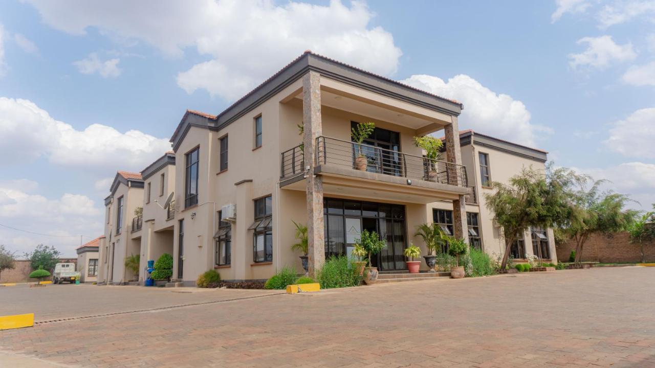 לילונגווה Legacy Suites מראה חיצוני תמונה